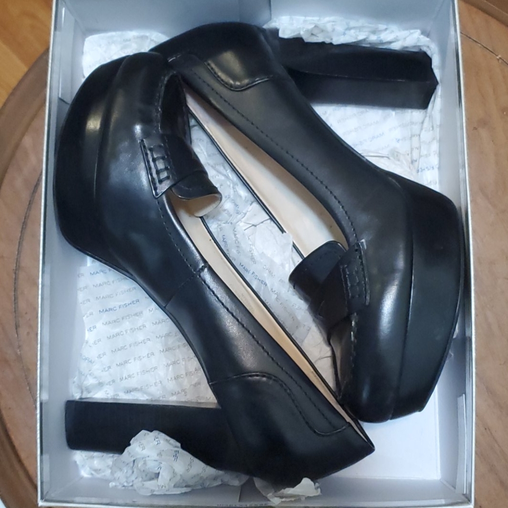 High Heels - image 3